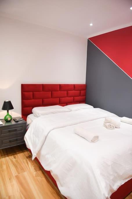 City Center 14 - Tirana Way Apartments Bagian luar foto